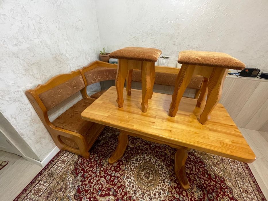 Продается кухонный уголок