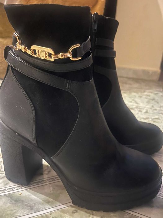 Боти 37номер марка ривелис и чанта