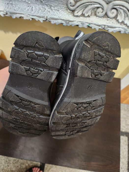 Детски ботуши 27 номер, с вата, обувани два пъти в сняг, без забележки