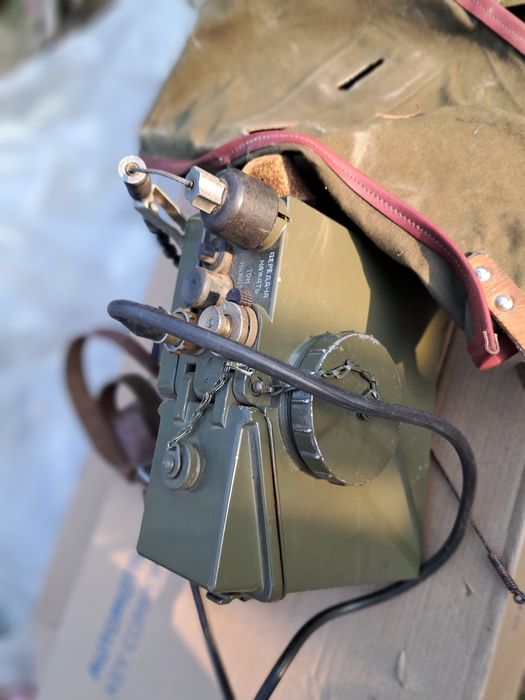 2 statii radio  militare rusesti  de colectie anii 50