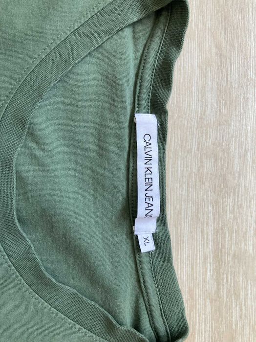 Calvin Klein мъжка тениска размер XL