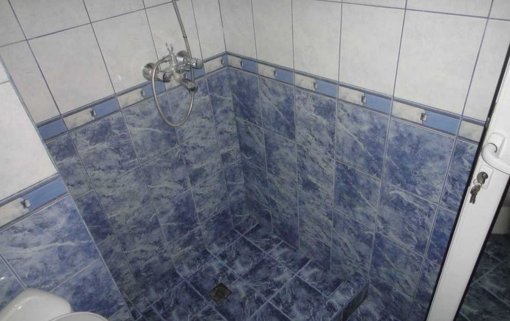 Дава се под наем Двустаен апартамент в Бургас, Изгрев - 50 кв.м за 79.05 € - Снимка #4