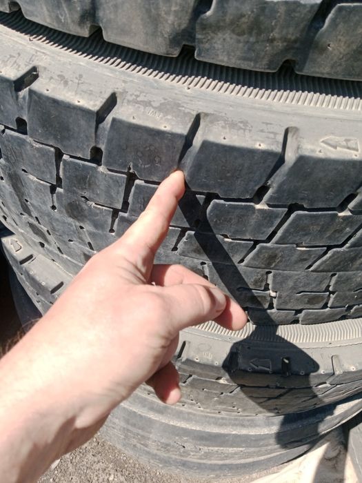 315/70/22.5 4 штуки