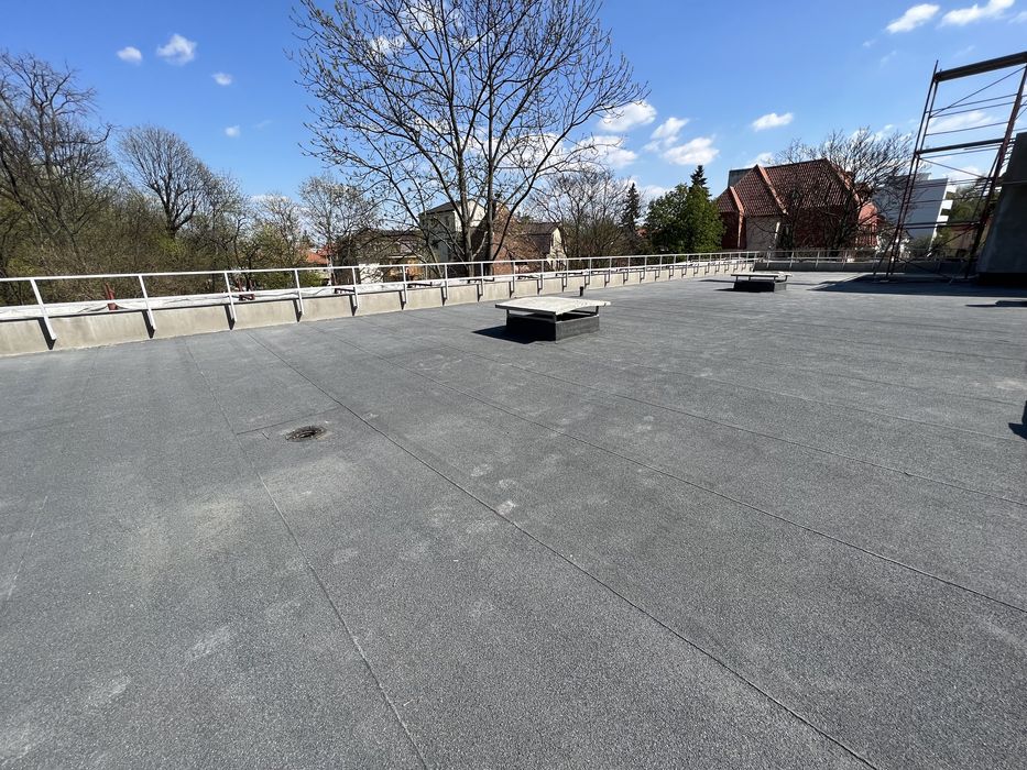 Hidroizolatii membrana bituminoasa terase de bloc , casa