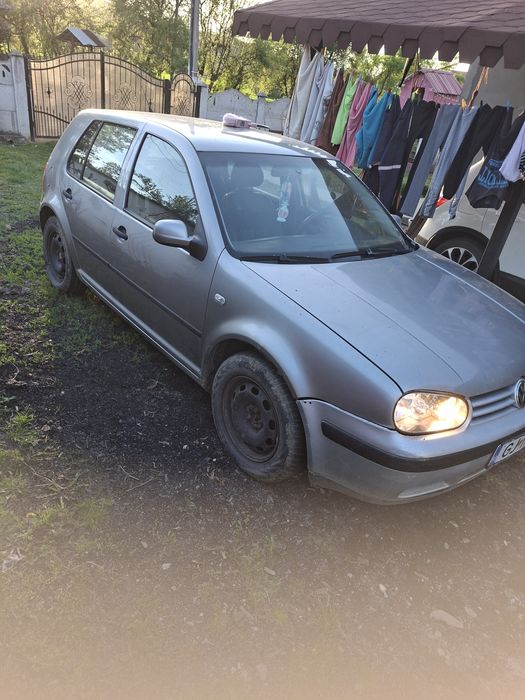 De vinzare Volkswagen golf