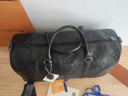 In stoc voiaj, geanta sport piele Louis Vuitton 1109.2