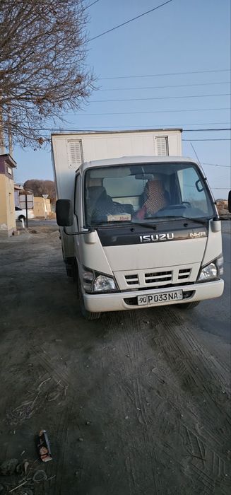 Isuzu sotiladi 2t