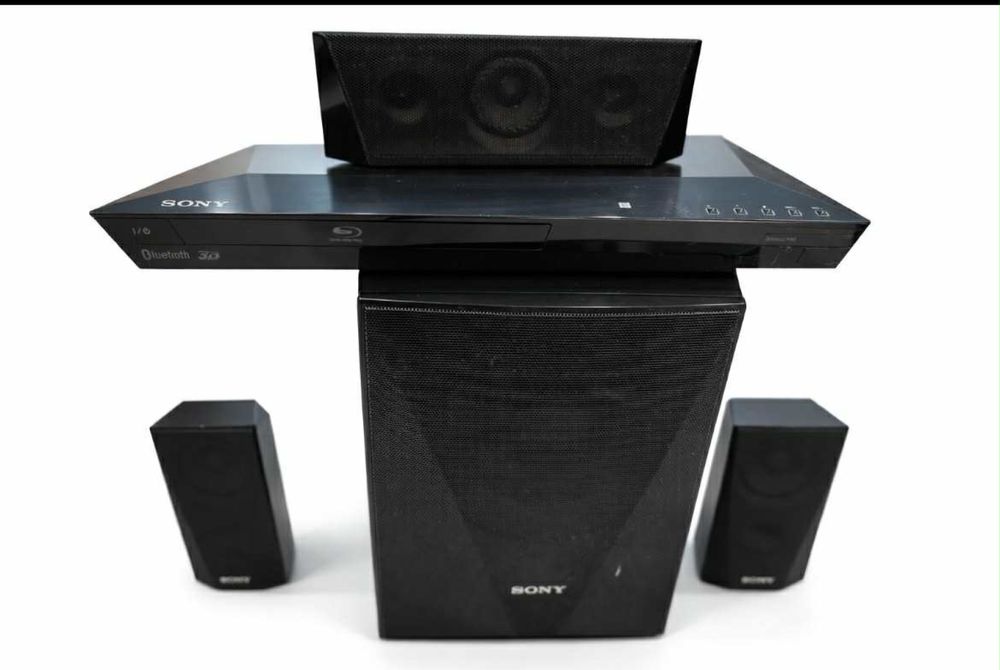 Домашно кино сони с блурей и блутут.