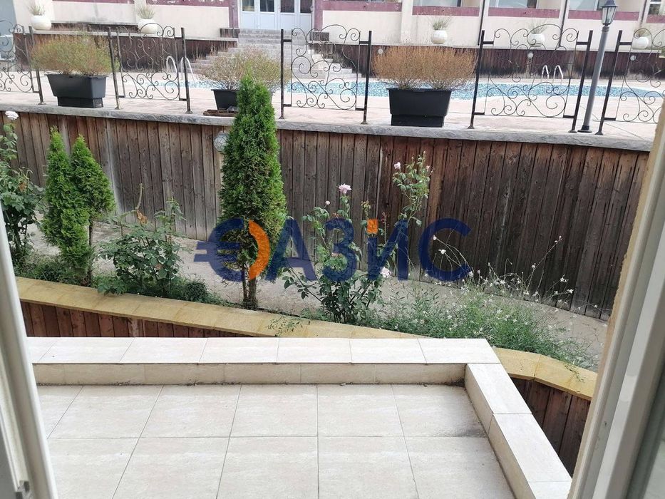 Продава се Многостаен апартамент в с. Кошарица, Област Бургас - 462 кв.м за 221 €/кв.м - Снимка #7