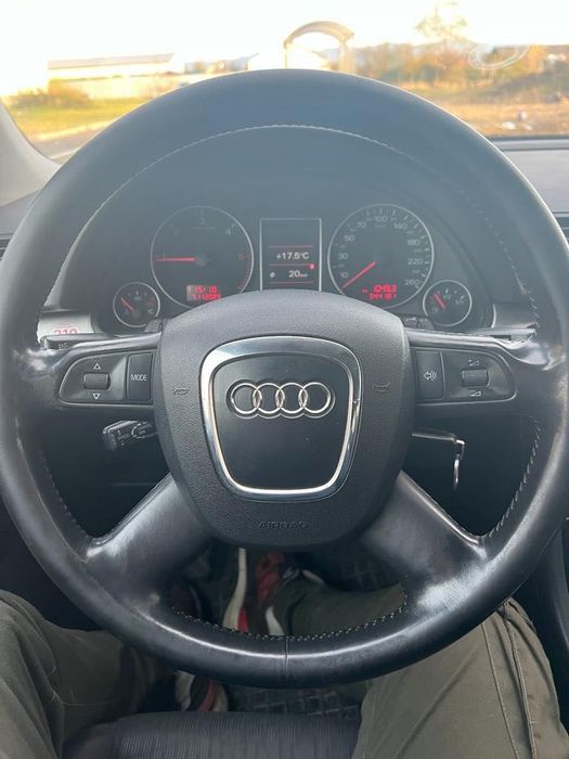 Vând Audi A4 b7 2.0 BPW