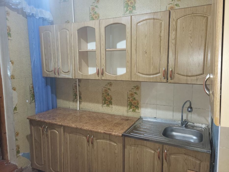 продам кухонный гарнитур