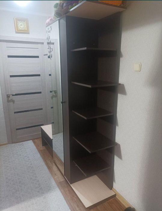Продам прихожую!