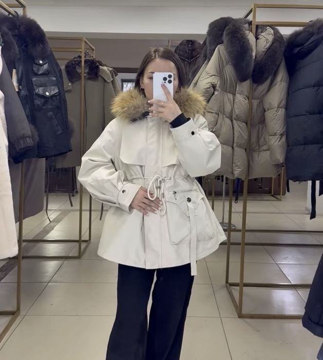 Продам женскую парку