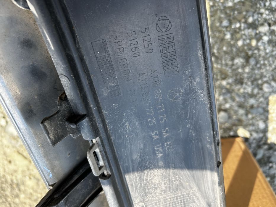 Заден дифузьор за cls w218 + накрайници