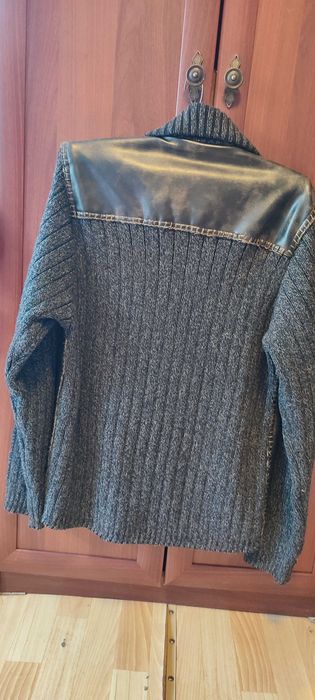 Продам мужской джемпер