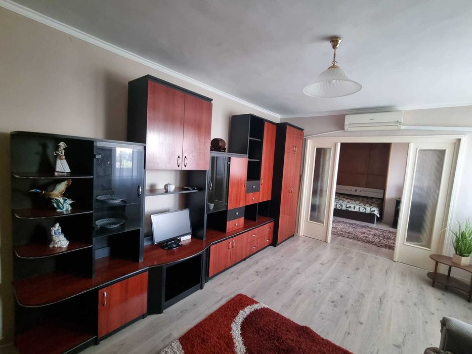 Apartament 3 camere de închiriat – Str. Sovata