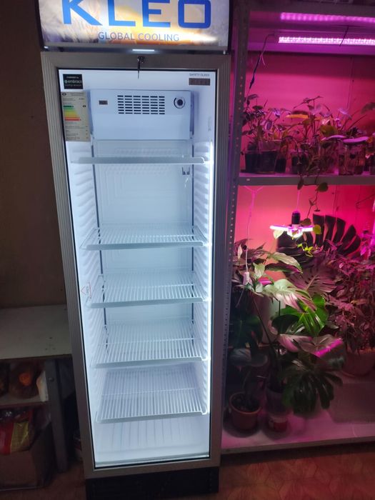 Продам холодильник