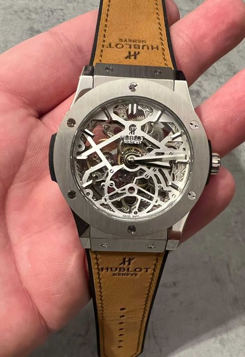 Ceas H u b l o t Skeletron silver