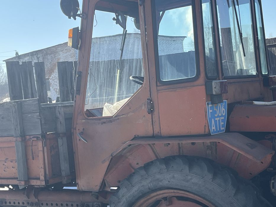 Продам трактор Т-16