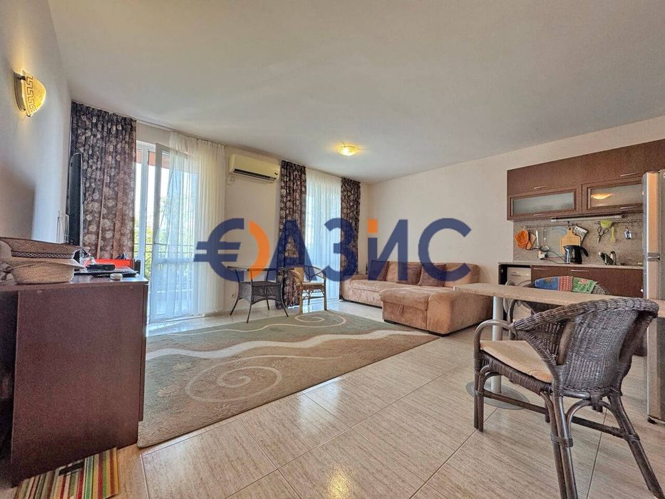 Продава се Двустаен апартамент в к.к. Слънчев бряг - 67 кв.м за 1224 €/кв.м - Снимка #7