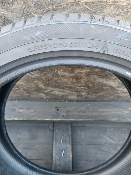 Anvelope 245 40 20