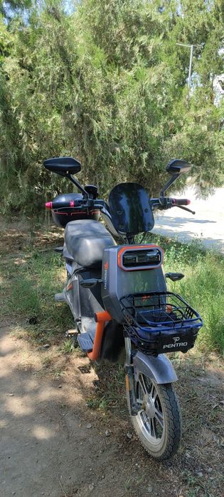 Skuter sotilaďi elektro car