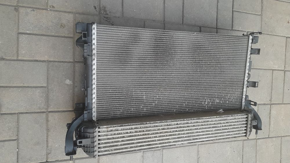 Radiator Apa Răcire Intercooler Renault Laguna 3 1.5 Dci 110 cp Euro 4
