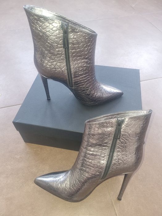 Ghete Musette Noi  Argintii cu toc , mărimea 37