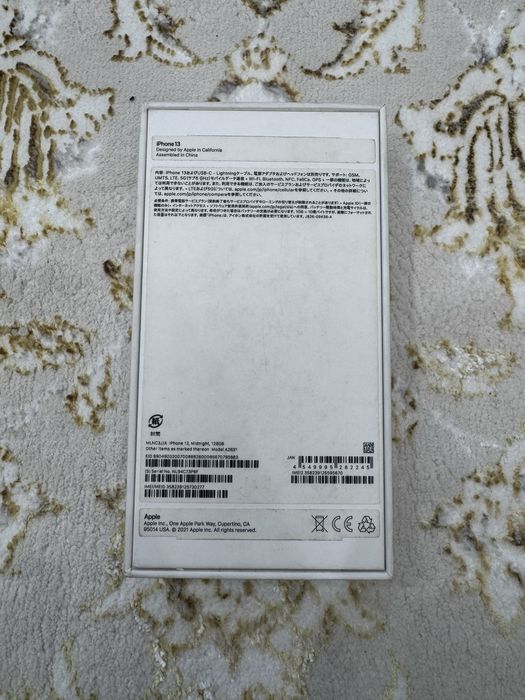 Продам айфон 13 midnight 128 Гб