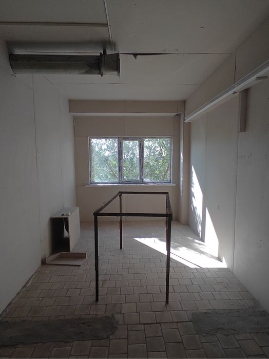 Сдается коммерчекое помещение 200 кв м