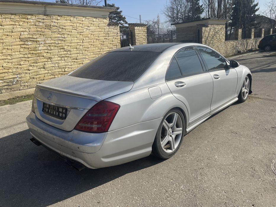 Usa / portiera stanga / dreapta fata / spate Mercedes w221 s class