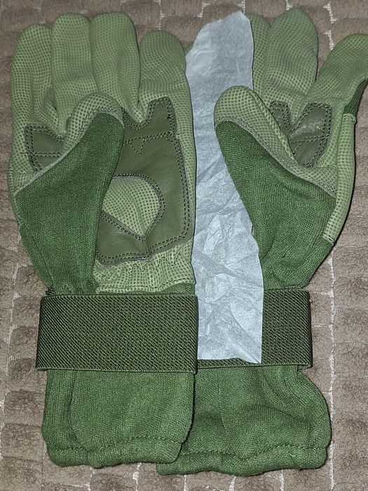 Mănuși tactice noi