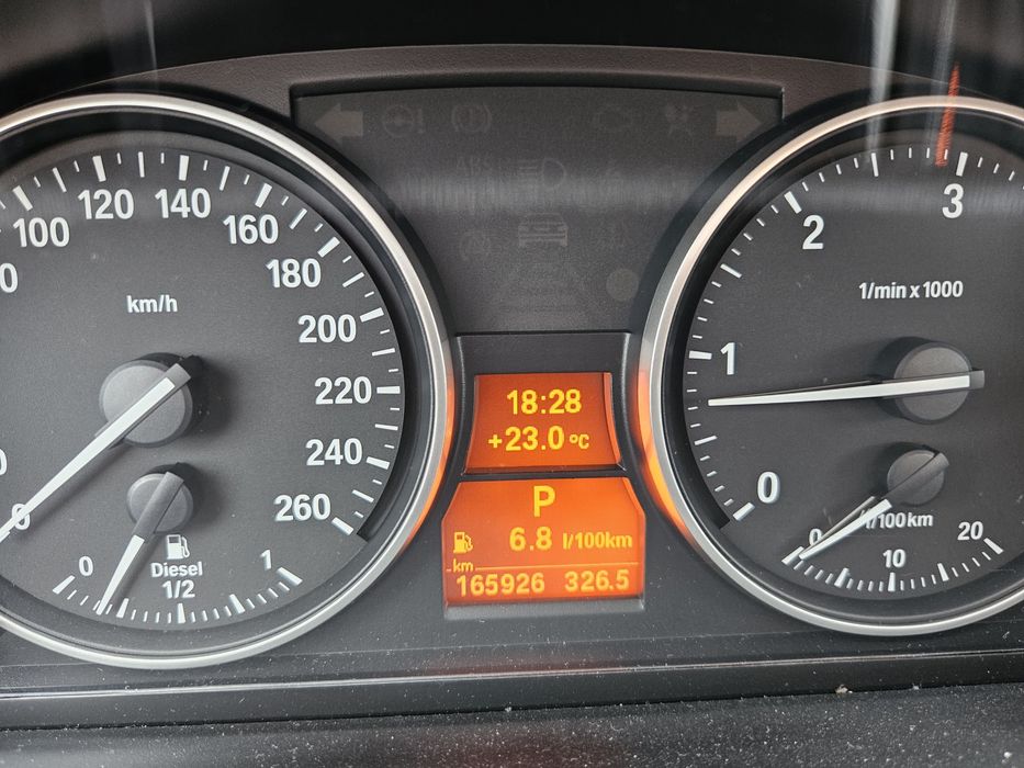 BMVW X1  2.0  xDrive
