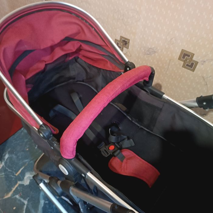 Коляска трансформер . Кенгуру и прочее