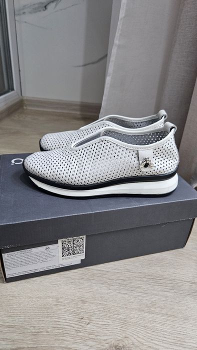 Отдам женскую обувь