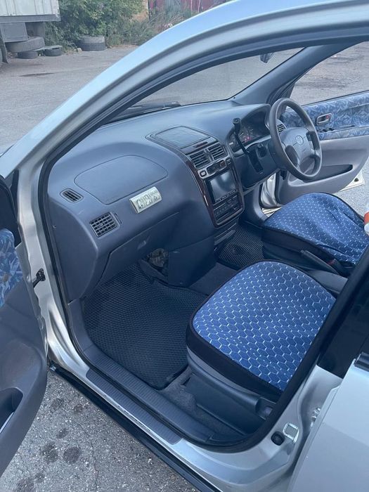 Продам автомобиль Toyota ipsum