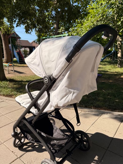 Лятна количка Cybex BEEZY