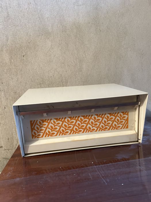 Кутия за хляб от Соца