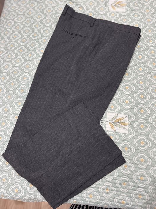 Продам брючный костюм