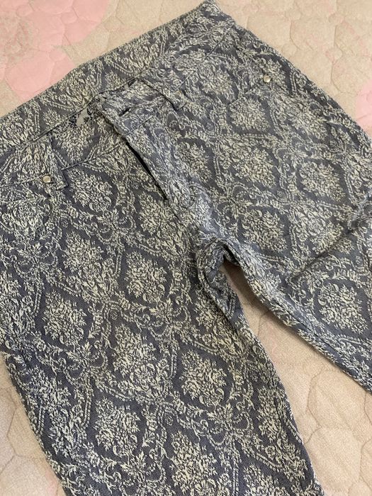 Джинсы-скинни