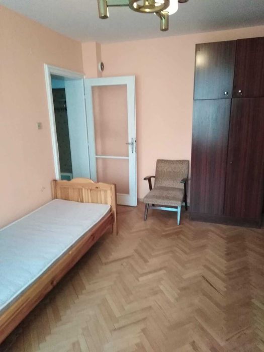 Дава се под наем Двустаен апартамент в София, Хиподрума - 75 кв.м за 348.84 € - Снимка #4