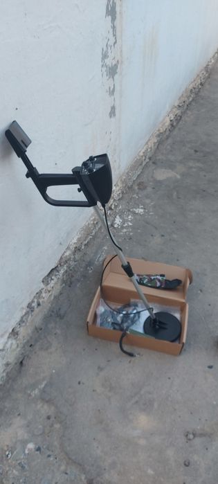 Срочно сотилади Металь детектор яхши буюм уйда тиллани топди