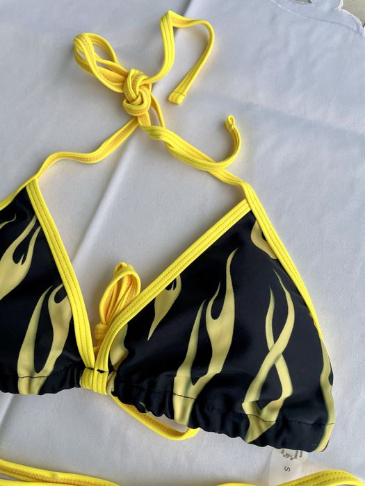 Bikini set alb galben flacara Marime S