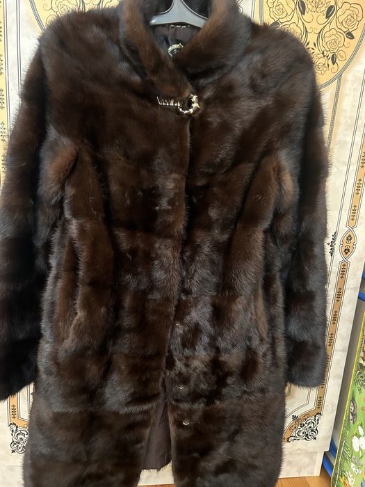 Шуба норка в хорошем состаяний