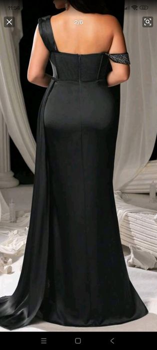 Vând rochița eleganta