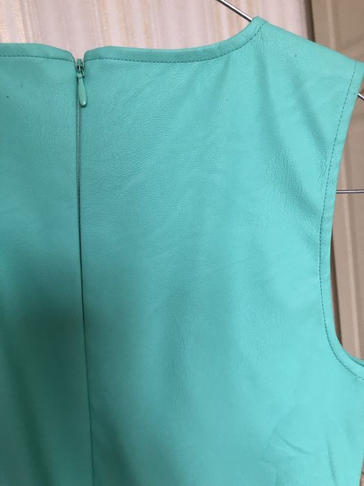 Кожанное модное платье для девочки 10 лет