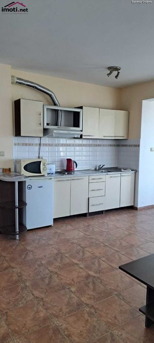 Дава се под наем Двустаен апартамент в Свети Влас - 85 кв.м за 306 € - Снимка #2