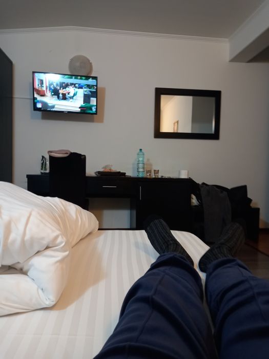 Vind apartament 2 cam decomandate