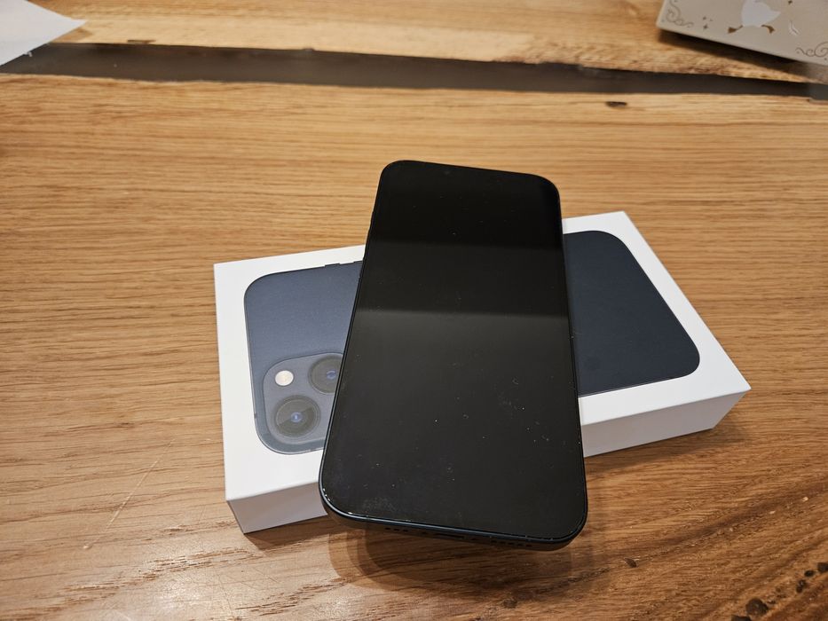 iPhone 13 128GB Midnight CA NOU (nefolosit)