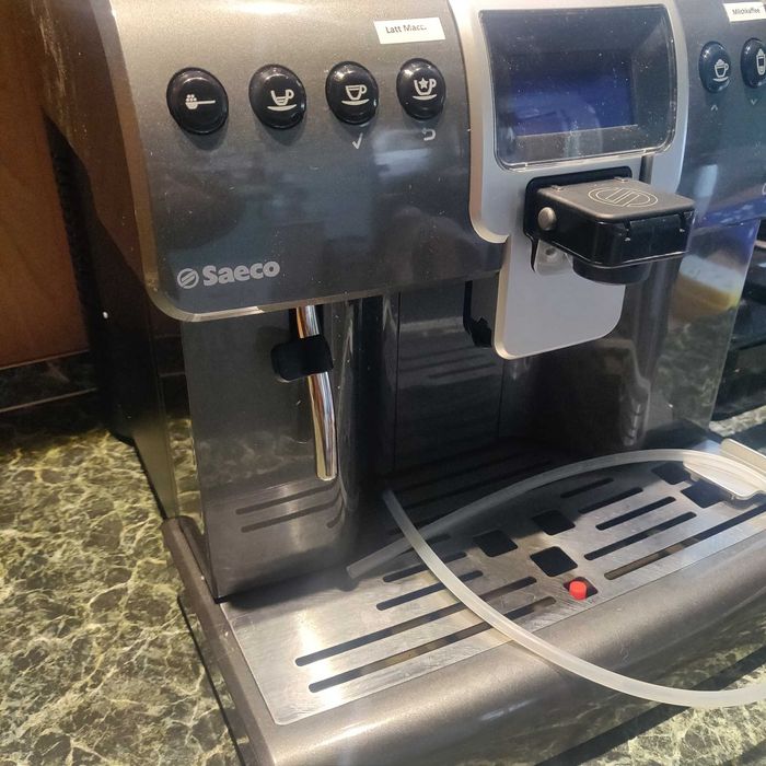 Професионална автоматична машина за еспресо, робот Saeco Aulika